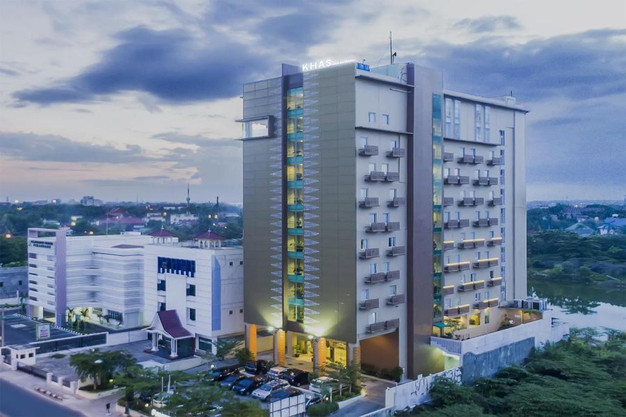 Khas Pekanbaru Hotel Eksteriør bilde